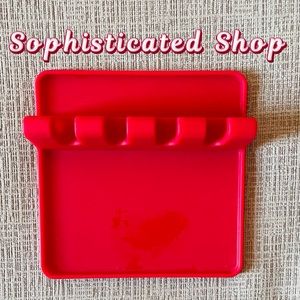 ⭐️Macy’s Home Silicone Utensil Holder⭐️